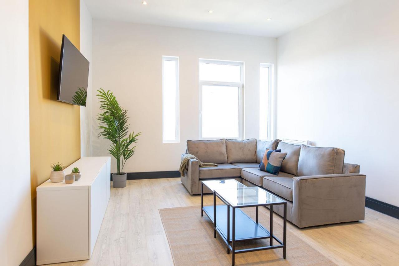 The Kingsway- 2 Bedroom Central Swansea Apartments By Stayright 外观 照片
