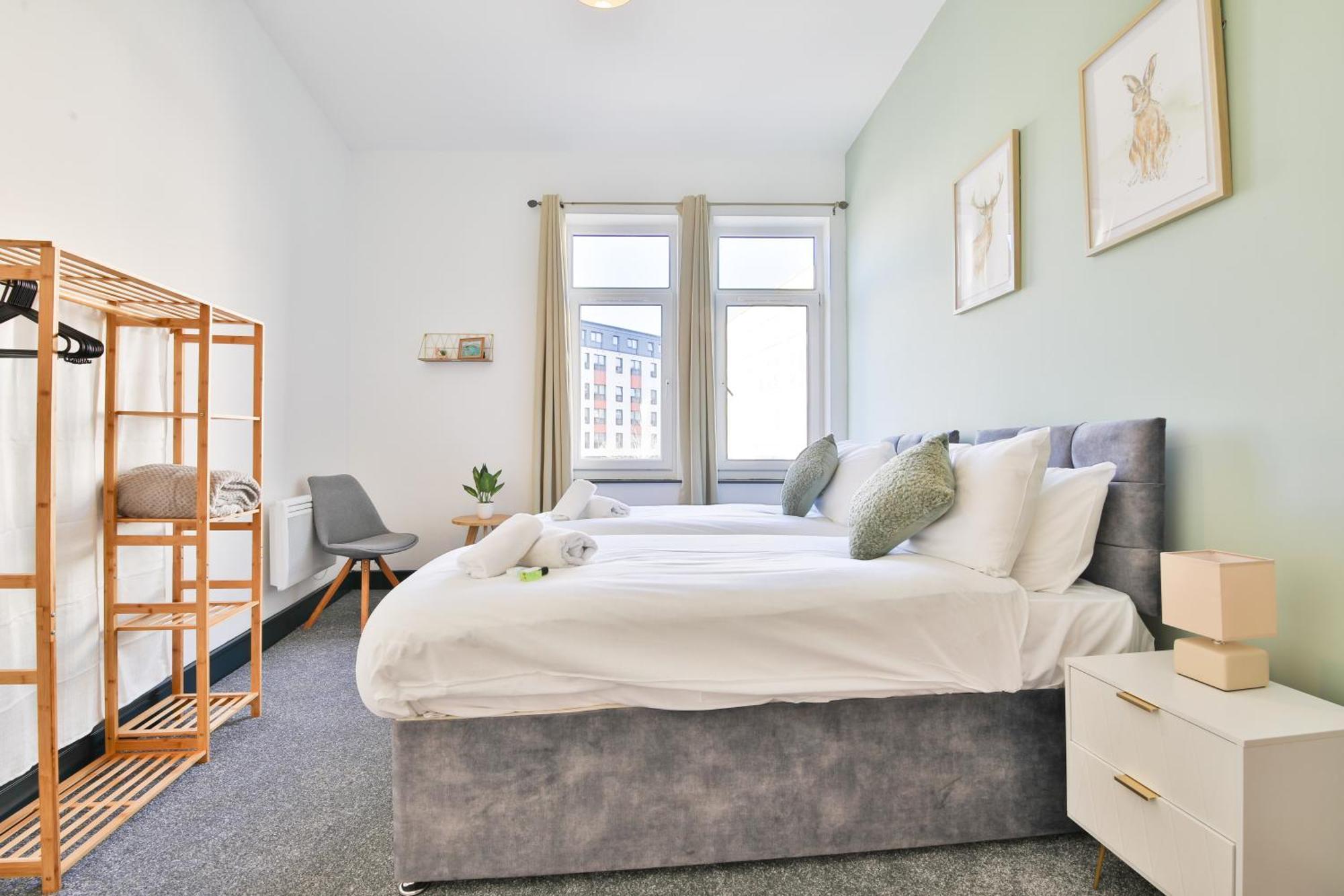 The Kingsway- 2 Bedroom Central Swansea Apartments By Stayright 外观 照片