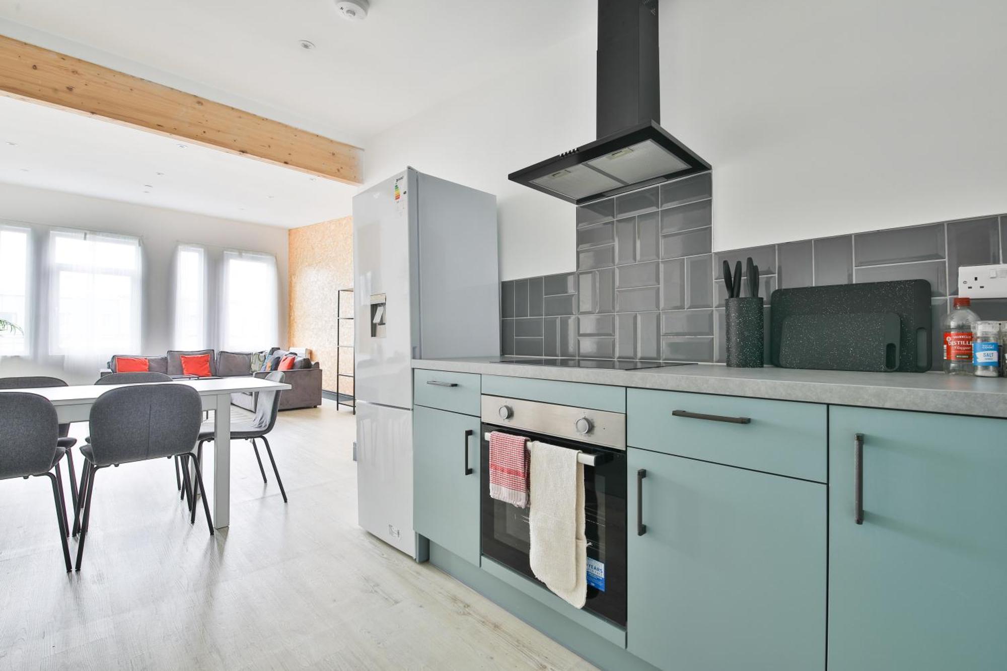 The Kingsway- 2 Bedroom Central Swansea Apartments By Stayright 外观 照片