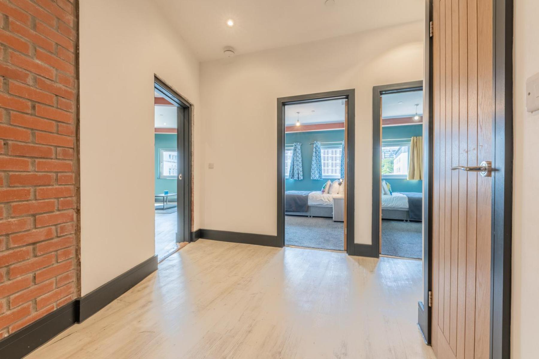 The Kingsway- 2 Bedroom Central Swansea Apartments By Stayright 外观 照片