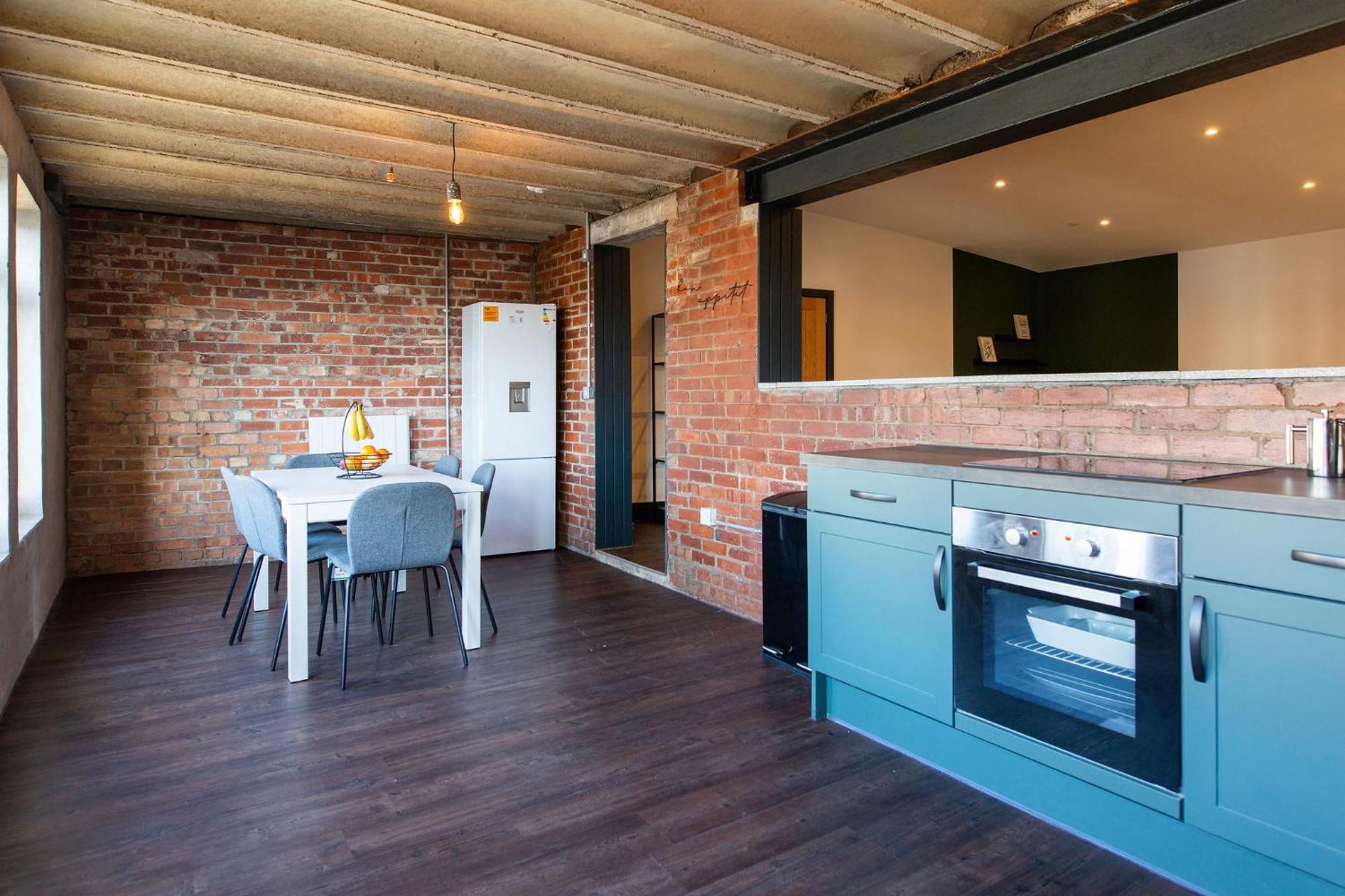 The Kingsway- 2 Bedroom Central Swansea Apartments By Stayright 外观 照片